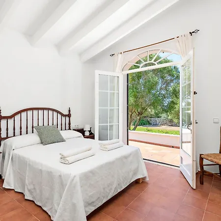 Casa Nova De Biniparrell * Sant Lluis