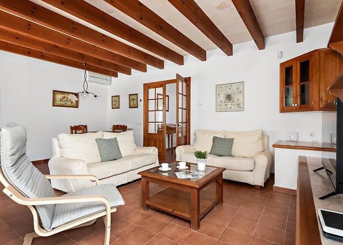 Casa Nova De Biniparrell * Sant Lluís